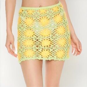 Forever 21 Women Size XS Sweater-Knit Crochet Mini Skirt Swim Cover Bottom New